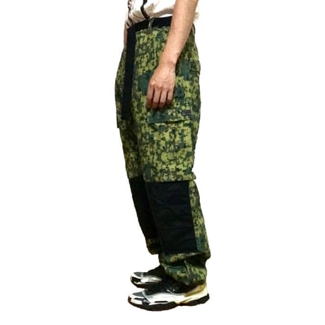 【USED】DIGITAL CAMO BUGGY TROUSERS