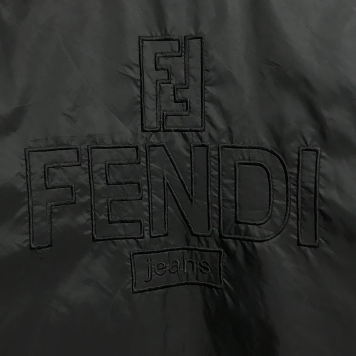 未使用‼️FENDI 切替 リバーシブル オーバーサイズ コート21AW 希少 楽天市場】フェンディ リバーシブルの通販