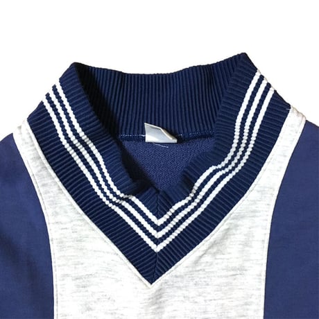 【USED】90'S ADIDAS V-NECK SWEATSHIRT