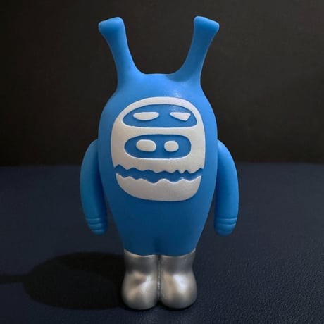 HELLA_Blue / White Masked | kizm channel