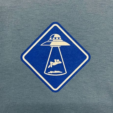 Planetus_abduct / Tee