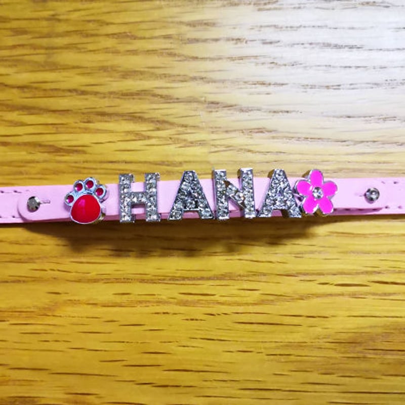 8mmスライドチャーム】ラインストーンアルファベット | IZUTSUYA