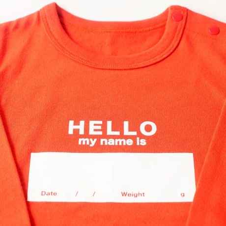 DRIBBLE "HELLO MY NAME IS" ロングスリーブロンパース / RED