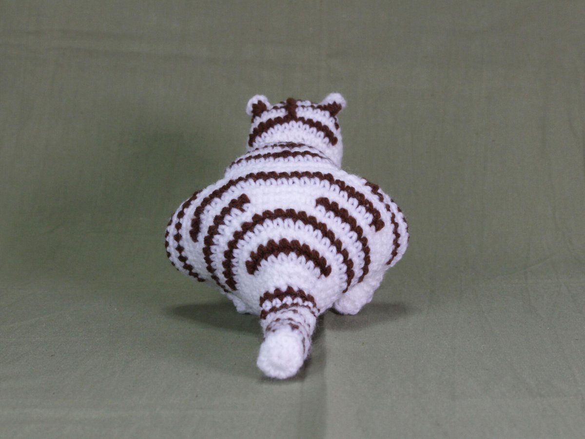 オーガニックコットンのホワイトタイガーあみぐるみ ニューボーン