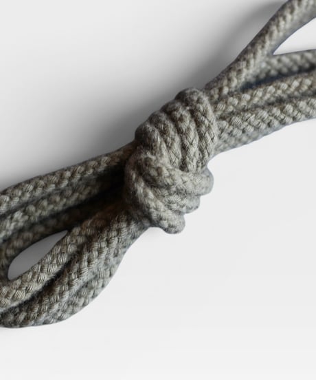 Shoelaces for Tricker's / CLASSIC SERIES/ OLIVE / 丸紐 / 緑 / ロウ無し ●紐先金具込み / 長さ指定可