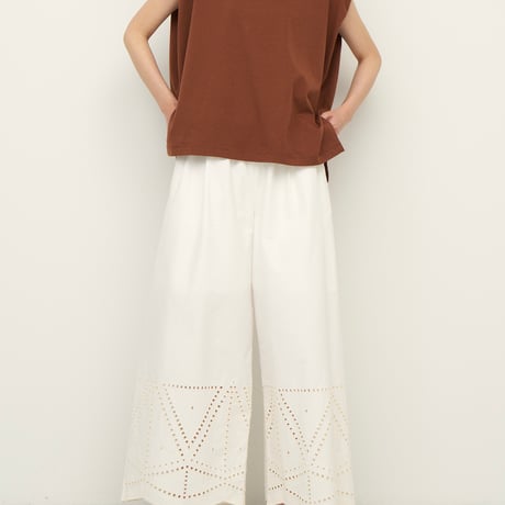 【CHIGNON】[8262-398GS] ﾒﾀﾙｸﾘｯﾌﾟ付きﾀｯｸTOPS