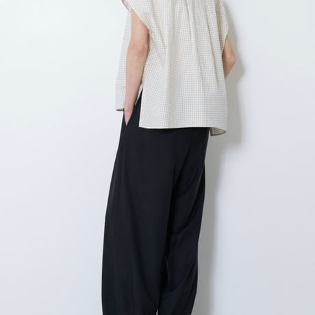 【CHIGNON】[1263-632MK] ﾗｲﾝﾌﾛﾝﾄｶｰﾌﾞﾍﾑｼｬﾂPO
