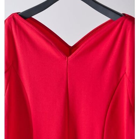 【Mewl】[M261-83009] ﾊｰﾄｶｯﾄﾎﾟﾝﾁTOPS