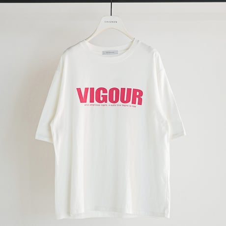【CHIGNON】[8461-102KK] ”VIGOUR”ﾌﾟﾘﾝﾄTee