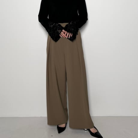 【CHIGNON】[8554-017KK] ｶｯﾄJQﾄﾞｯｷﾝｸﾞCS