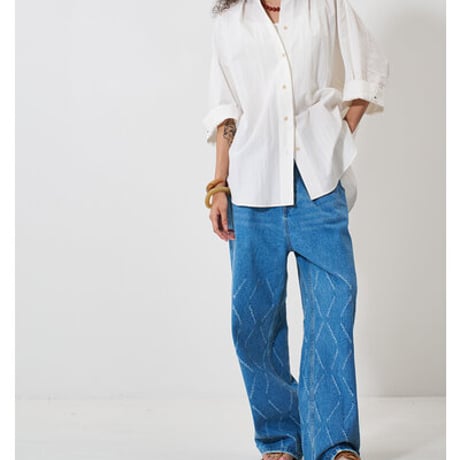 【YENN】[Y261-31001] LASER CUT WIDE DENIM