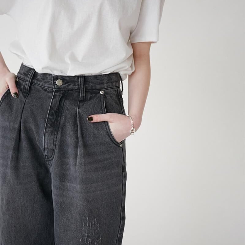 YENN HIGH RISE TUCK WIDE DENIM、デニム、グレー YENN イエン デニムパンツ HIGH RISE TUCK WIDE PANTS Y222