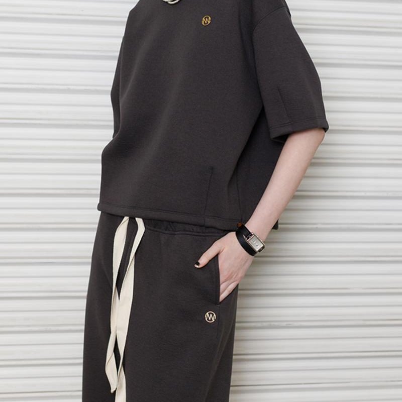 YENN】DARTS FORM TEE [Y243-81053] | CUTE DEUX  