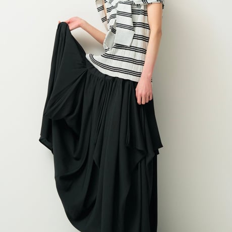 【CHIGNON】[2263-638NH] ﾄﾞﾚｰﾋﾟﾝｸﾞﾌｫﾙﾑSK