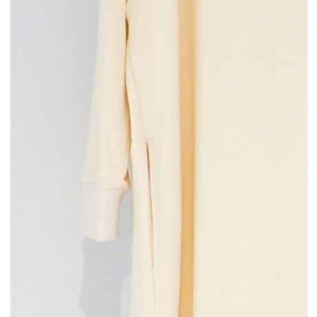 ★追加生産決定商品★【CHIGNON】[5956-554BZ] ﾙｰｽﾞｽｳｪｯﾄOP