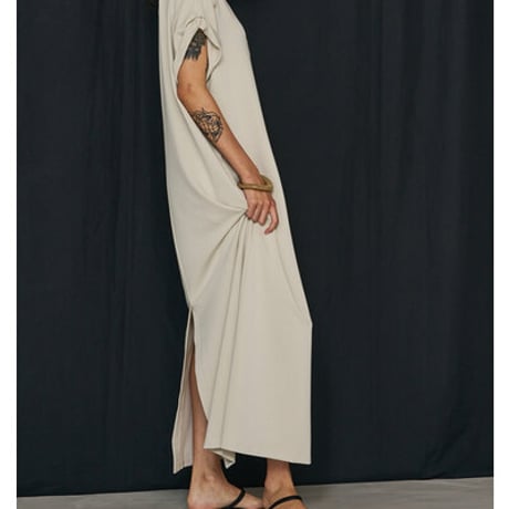 【YENN】[Y261-52021] EYELETS TEE DRESS
