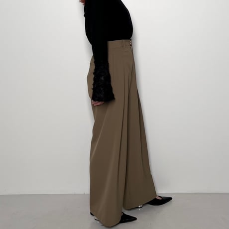 【CHIGNON】[8554-017KK] ｶｯﾄJQﾄﾞｯｷﾝｸﾞCS