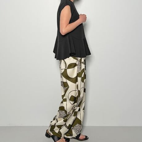 【CHIGNON リバイバルご予約商品⑦】[8753-466KO] ﾌｫﾙﾑﾍﾟﾌﾟﾗﾑPO