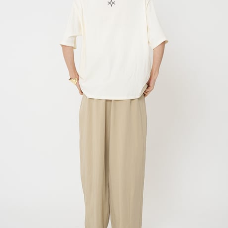 【CHIGNON】[8461-102KK] ”VIGOUR”ﾌﾟﾘﾝﾄTee
