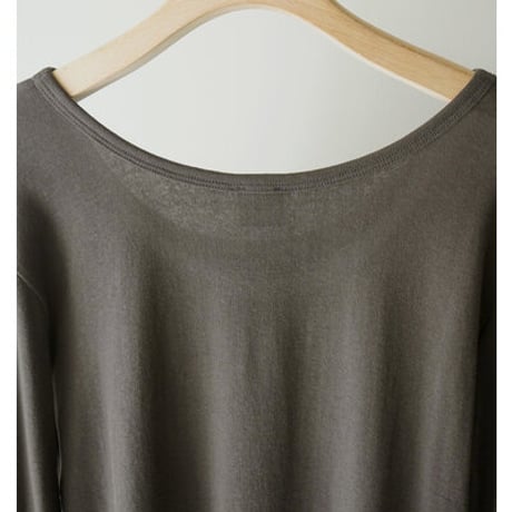 【YENN】[Y263-82089] U-NECK LONG TEE