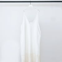 【CHIGNON】[5562-371NH] ｽｶﾗ刺繍ｷｬﾐOP