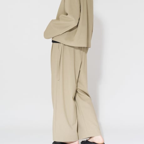 【CHIGNON】[4864-005MK] ﾆｭｱﾝｽﾈｯｸｼｮｰﾄJK
