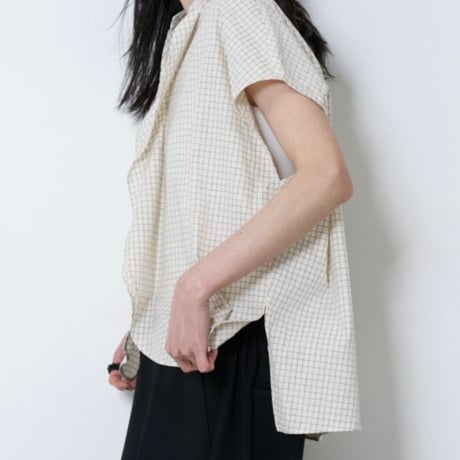 【CHIGNON】[1263-632MK] ﾗｲﾝﾌﾛﾝﾄｶｰﾌﾞﾍﾑｼｬﾂPO