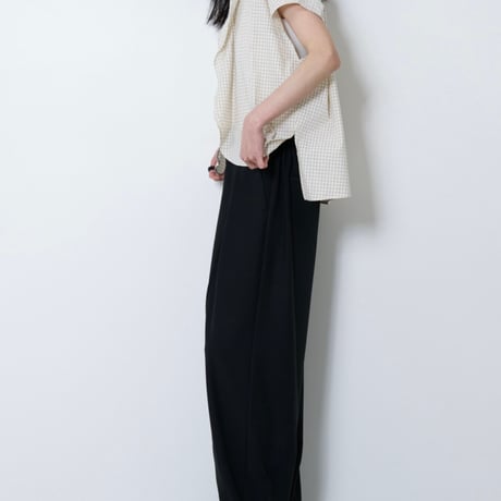 【CHIGNON】[1263-632MK] ﾗｲﾝﾌﾛﾝﾄｶｰﾌﾞﾍﾑｼｬﾂPO