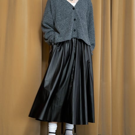 【CHIGNON】[2764-038KK] ﾌｪｲｸﾚｻﾞｰﾀｯｸSK（ﾌﾞﾗｯｸﾜﾝｶﾗｰ）