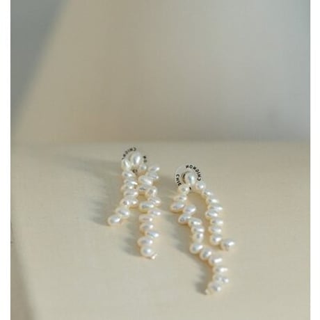 【CHIGNON】[0056-516SH] 淡水ﾊﾟｰﾙｽｳｨﾝｸﾞﾋﾟｱｽ
