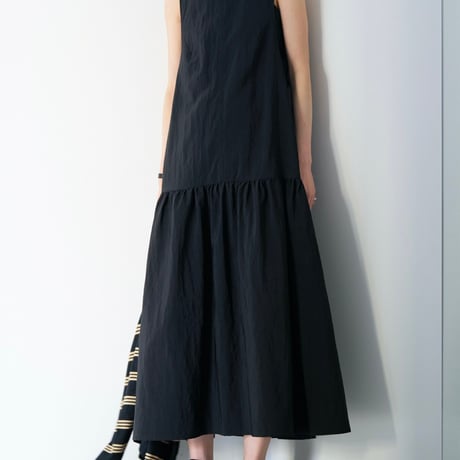【CHIGNON】[5263-659YM] ﾊﾞｯｸｸﾛｽﾃｨｱｰﾄﾞOP