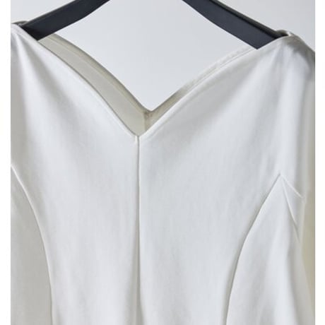 【Mewl】[M261-83009] ﾊｰﾄｶｯﾄﾎﾟﾝﾁTOPS