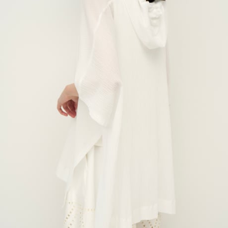 【CHIGNON】[1262-305KK] ｼｱｰﾒｯｼｭﾎﾟﾝﾁｮTOPS