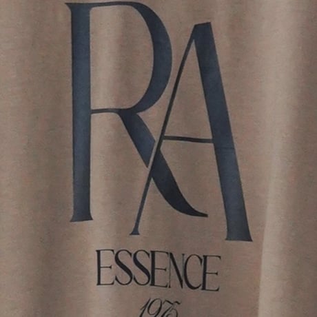 【CHIGNON】[8464-152KK] "RA"ﾌﾟﾘﾝﾄTEE