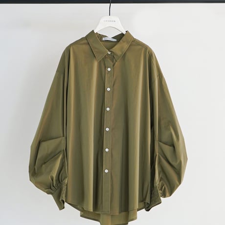 【CHIGNON】[1261-017KK] ﾀｯｸﾎﾞﾘｭｰﾑｽﾘｰﾌﾞSH