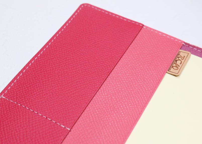 手帳カバー［B6サイズ］いちごみたいなピンク T837 | RCWオンラインストア