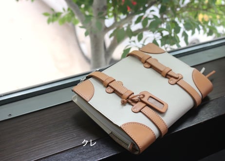 【～7月末 1000円OFF中】レトロなトランク風の手帳カバー WONDER TRUNK =ワンダートランク=　B6サイズ
