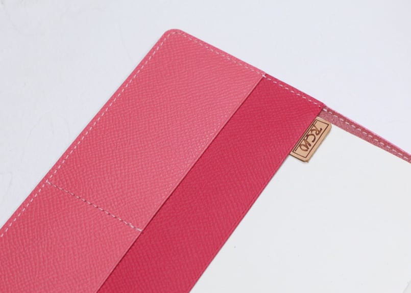 手帳カバー［B6サイズ］いちごみたいなピンク T838 | RCWオンラインストア