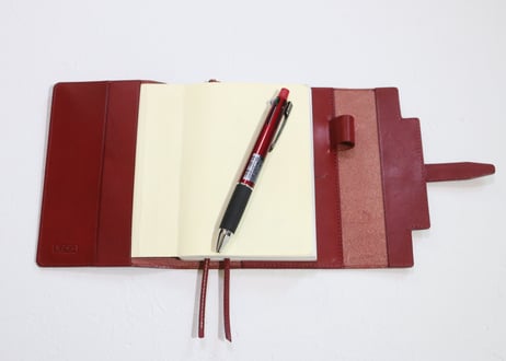 [栃木レザー オイルヌメ] 手帳カバー［A6/ほぼ日手帳サイズ］T866　ワインレッド