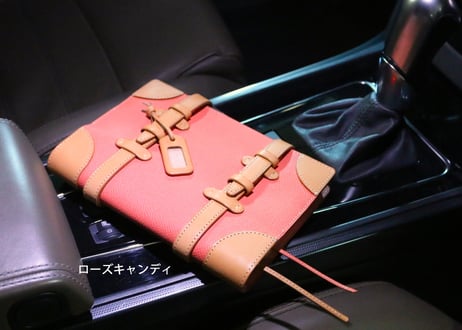 【～7月末 1000円OFF中】レトロなトランク風の手帳カバー WONDER TRUNK =ワンダートランク=　B6サイズ