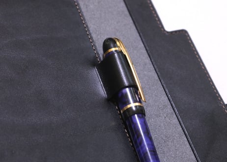 [栃木レザー オイルヌメ革]手帳カバー［A5/ほぼ日手帳カズンサイズ］T870