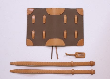 【カラバリあり】レトロなトランク風の手帳カバー　A6（ほぼ日手帳オリジナル）サイズ