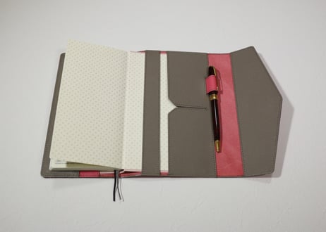 手帳カバー［ほぼ日手帳weeksサイズ］T738
