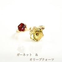 フォークブーケリング　ガーネット&オリーブクォーツ