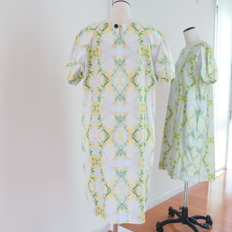 Bi'sオリジナルワンピース　Bi's Closet　半袖　ライトグレーミモザ