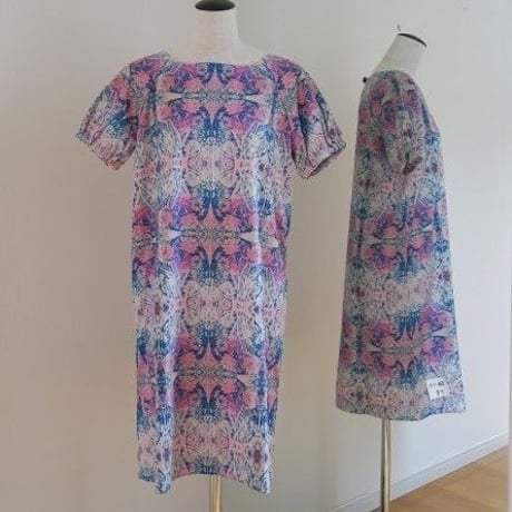 Bi'sオリジナルワンピース　Bi's Closet　半袖　ネイビー&ピンク