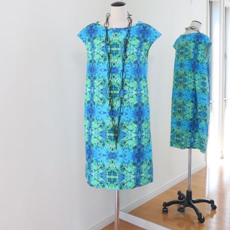 Bi'sオリジナルワンピース　Bi's Closet　フレンチスリーブ　JUNブル―＆グリーン