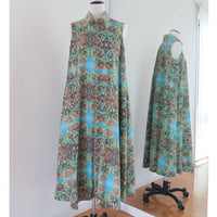 Bi'sオリジナルワンピース　Bi's Closet　スタンドカラー　ブルー＆ブラウン