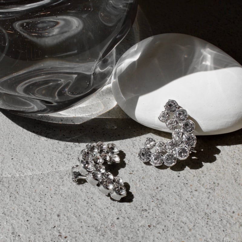 Stone curve earring (2P) | Soierie Online Store