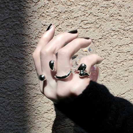 Metal art pinky cuff ring (one color)